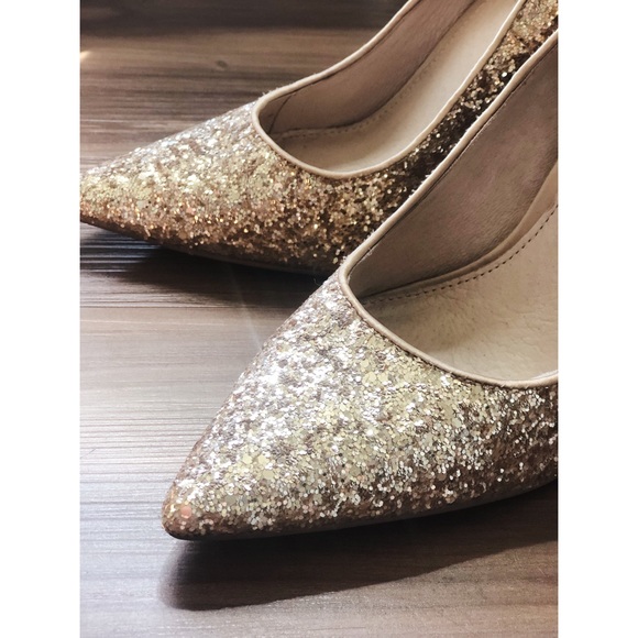 Steve Madden Gold Sequin Heels - Picture 5 of 5